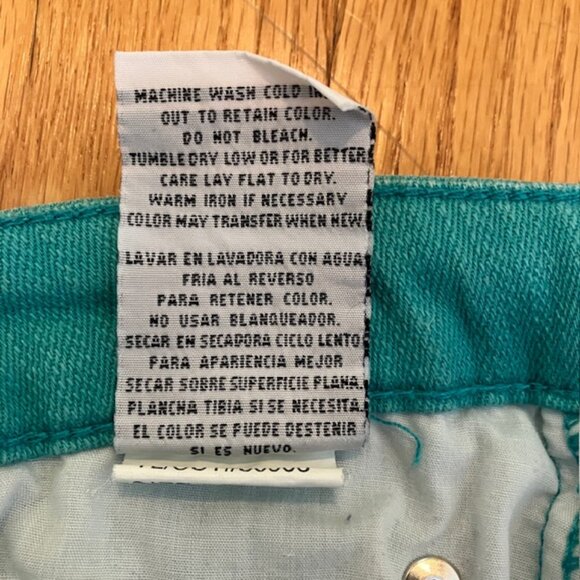 STS  Blue Teal denim shorts with raw edge size 5 - Picture 5 of 8